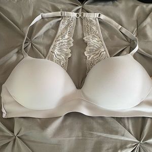 Victoria Secret Bra 38C